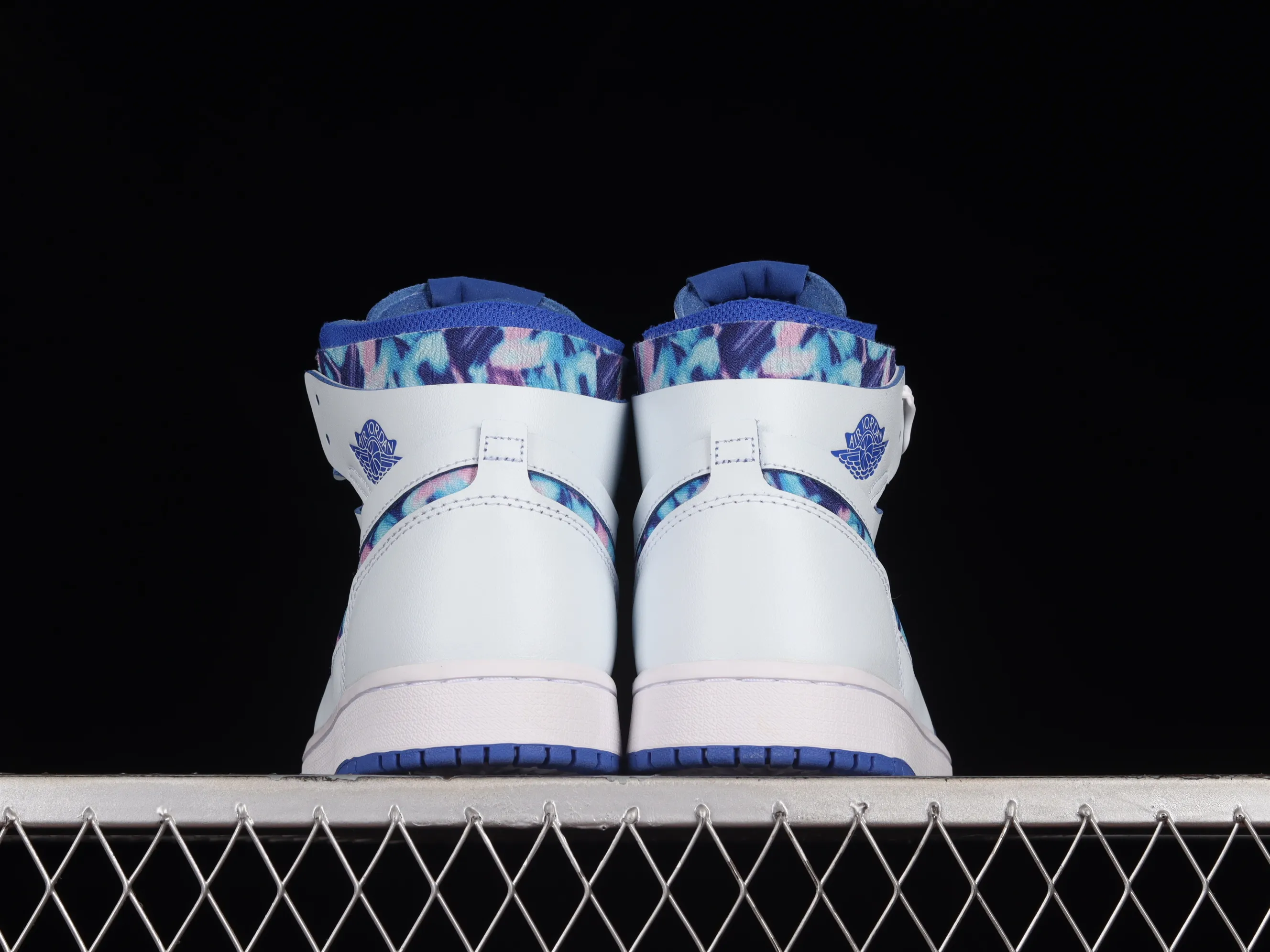 All categories Air Jordan Jordan series basketball shoes Air Jordan 1 High Air Jordan 1 Zoom CMFT "25 Years In China" AJ1 Joe 1 commemorative high-top basketball shoes DV5575-140